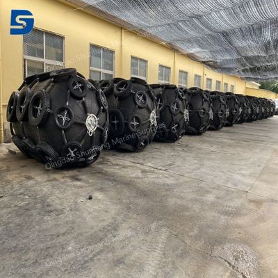 บังโคลนยางแบบเป่าลมสำหรับหน้าแปลน โซลูชันบังโคลนทางทะเลที่ทนทานตามมาตรฐาน ISO 17357 สำหรับการเทียบท่าเรือและการป้องกันท่าเรือ