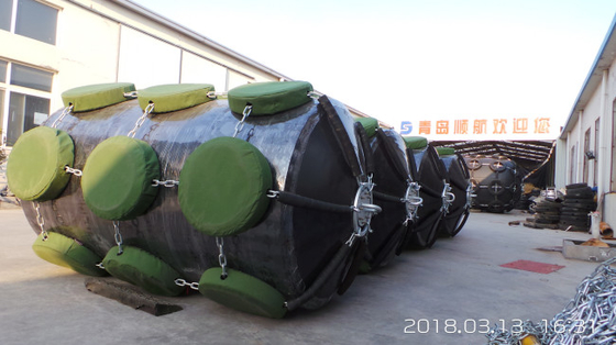 ยอมรับ OEM EVA Foam Fender ด้วยการปรับแต่งและหมุนรวม