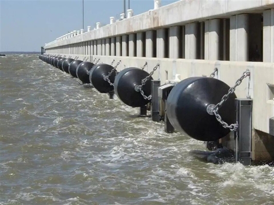 ความต้านทานอากาศที่ดี EVA Foam Fender ปรับแต่งสําหรับการป้องกันท่าเรือและท่าเรือ