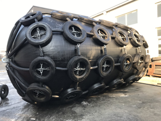 50kpa 80kpa โยโกฮาม่ายางกันกระแทก Berthing Ship Protection Dock