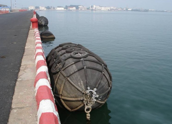Marine Rubber Sling Fender Ship BV ที่ผ่านการรับรอง Yokohama Floating Fenders