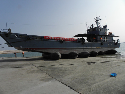 Barge Docking ถุงลมนิรภัยยางเป่าลม Marine Lifting Pneumatic Airbag