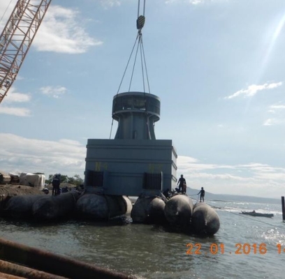 การยกถุงลมนิรภัยกู้ภัยทางทะเลเรือยางลอยน้ำเปิดตัวถุงลมนิรภัย