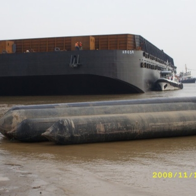 ความจุแบริ่งสูงเรือเดินทะเลยางถุงลมนิรภัยเปิดตัวกู้ภัย Inflatable